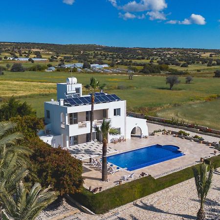 Villa Chrysta Agios Theodoros Kültér fotó
