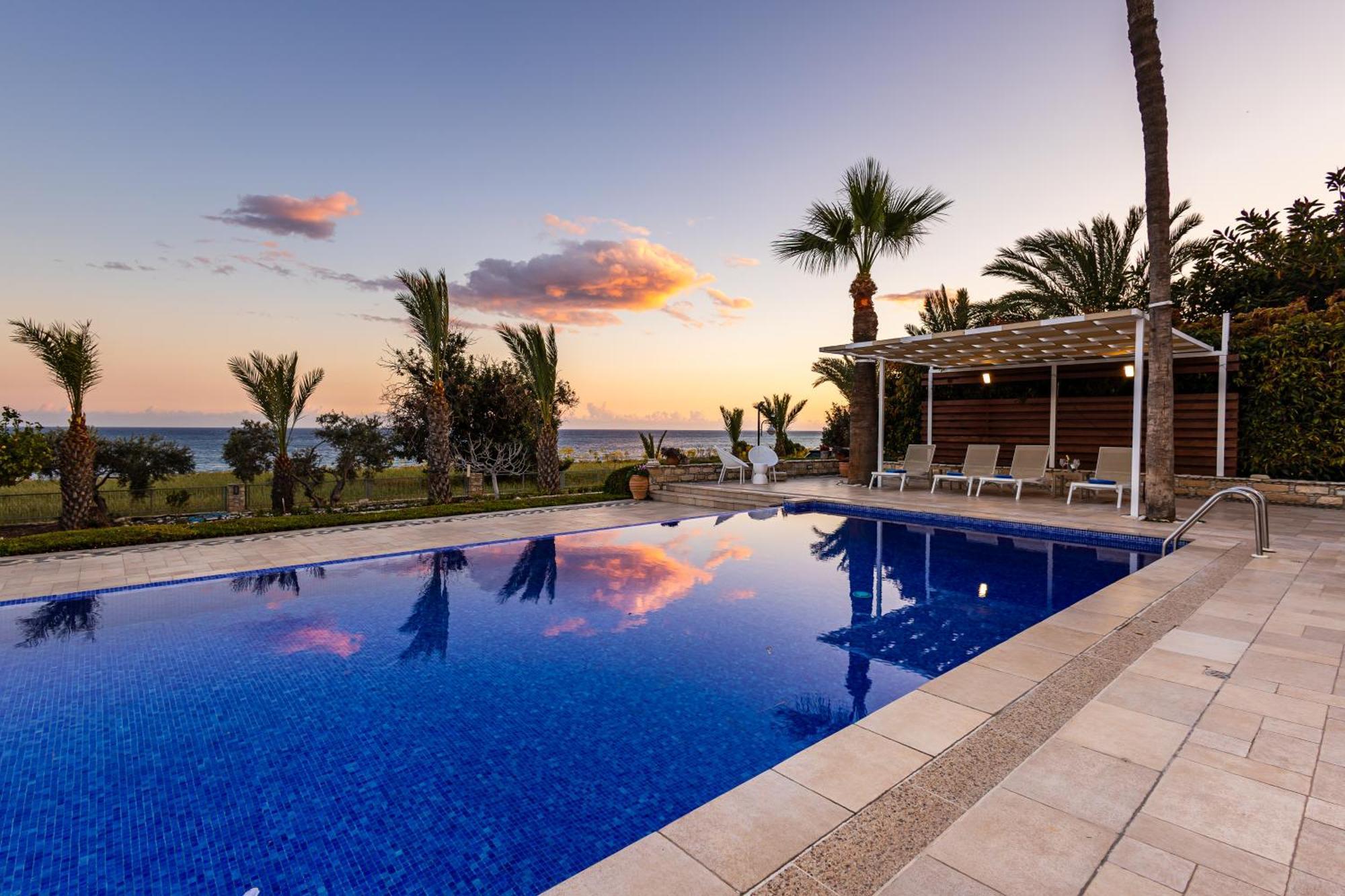 Villa Chrysta Agios Theodoros Kültér fotó
